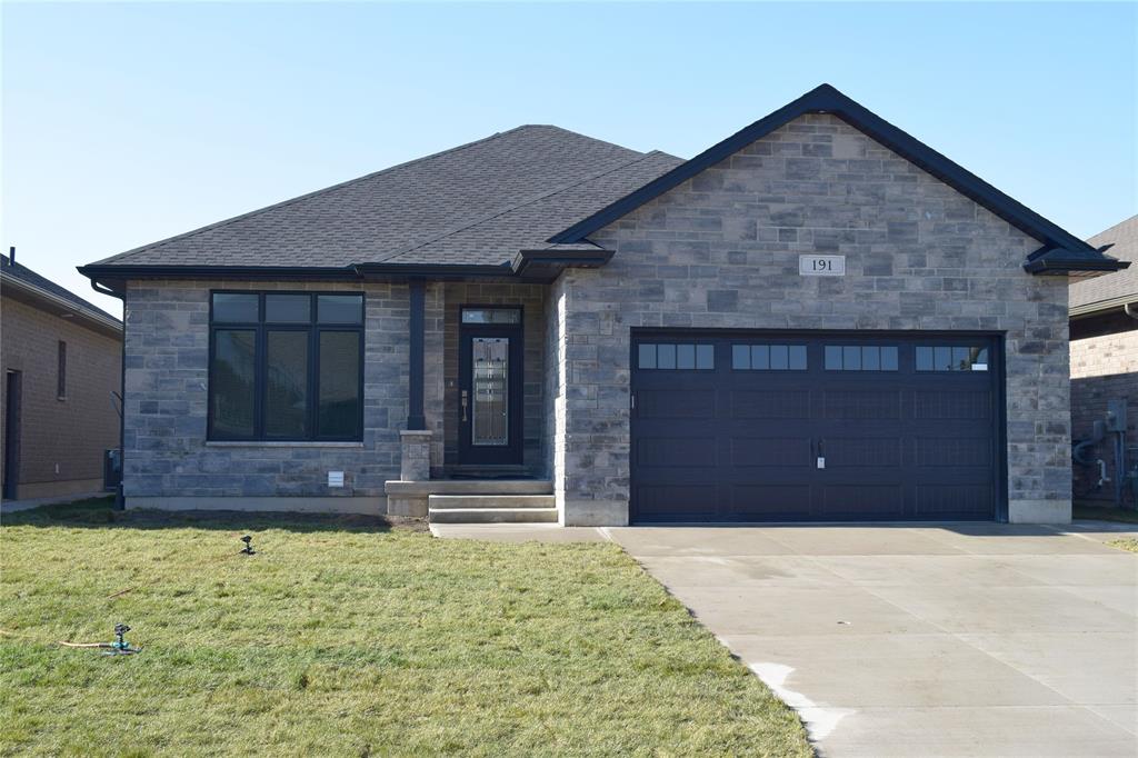 239 NICHOLAS Street, Sarnia, Ontario, Canada