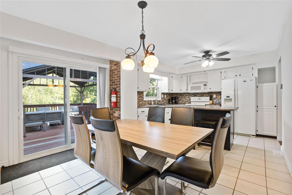 9903 SUPERIOR Street, Lambton Shores, Ontario, Canada