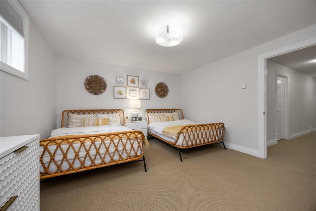 6854 CREEKSIDE Drive, Plympton-Wyoming, Ontario, Canada photo 24