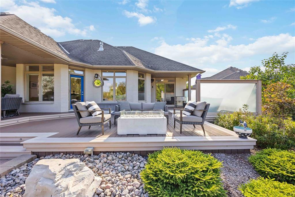 6854 CREEKSIDE Drive, Plympton-Wyoming, Ontario, Canada photo 33