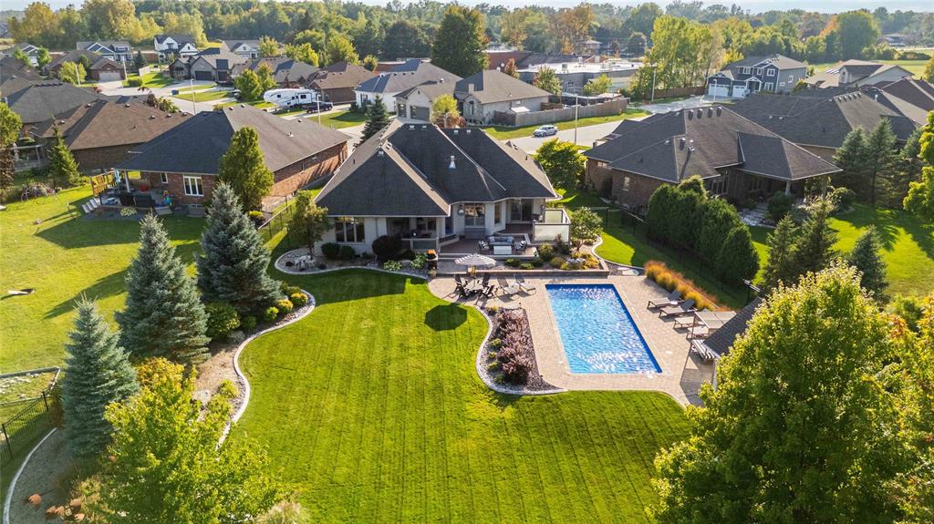 6854 CREEKSIDE Drive, Plympton-Wyoming, Ontario, Canada photo 44