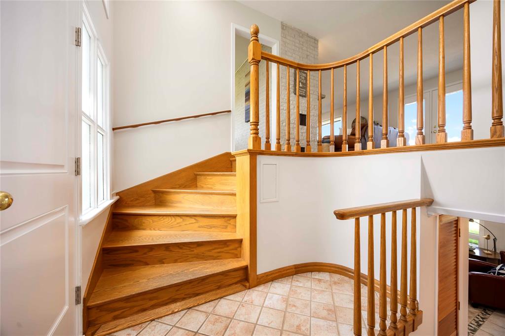 3554 QUEEN Street, Plympton-Wyoming, Ontario, Canada photo 7