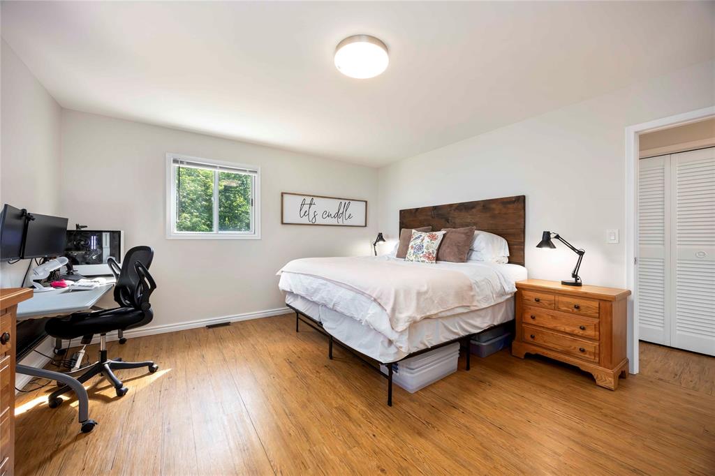 3554 QUEEN Street, Plympton-Wyoming, Ontario, Canada photo 21