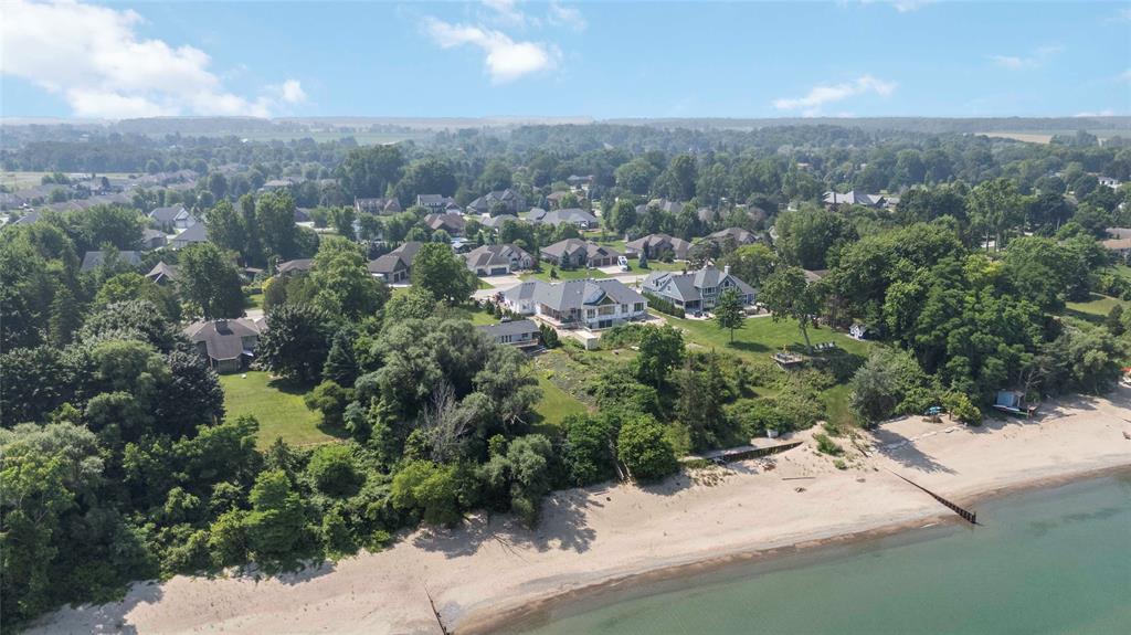 3554 QUEEN Street, Plympton-Wyoming, Ontario, Canada photo 43