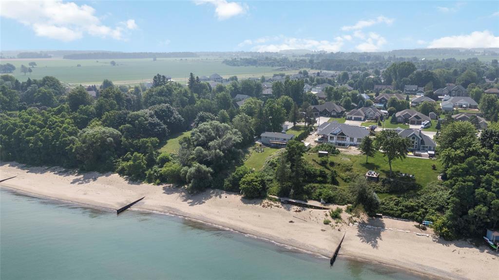 3554 QUEEN Street, Plympton-Wyoming, Ontario, Canada photo 44