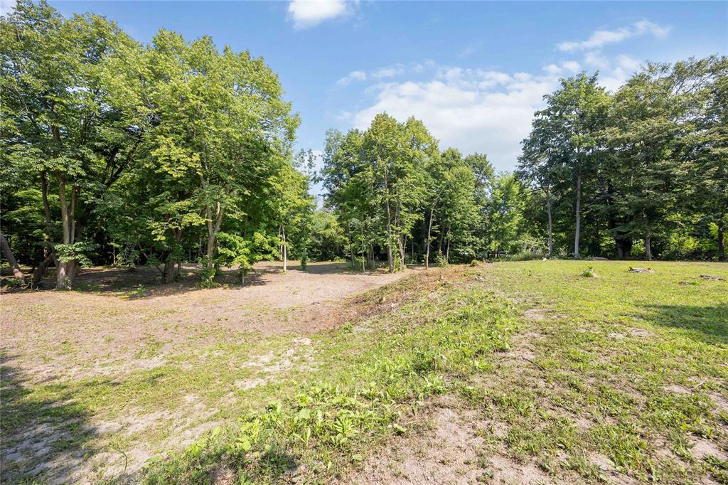 6851 FLEMING Street, Plympton-Wyoming, Ontario, Canada photo 4