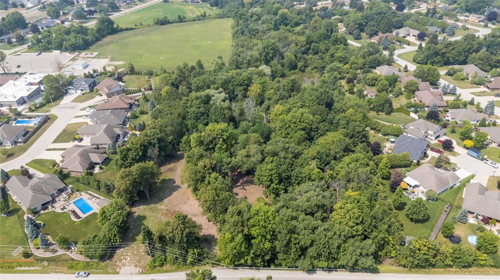 6851 FLEMING Street, Plympton-Wyoming, Ontario, Canada photo 21