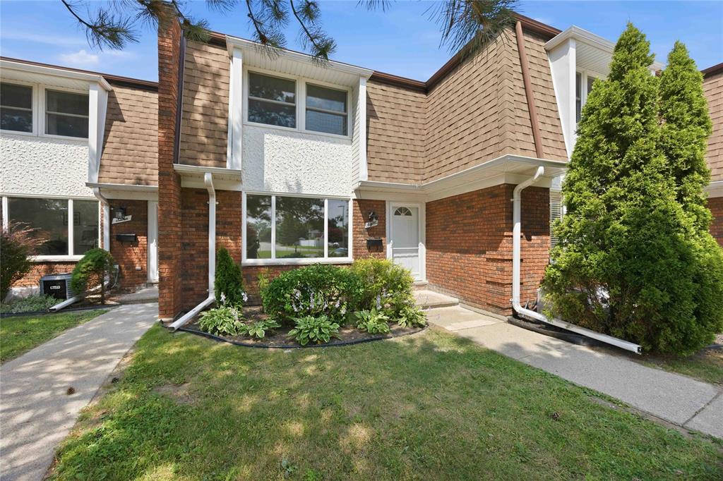 1023 SALISBURY Street Unit# 8, Sarnia, Ontario, Canada photo 2