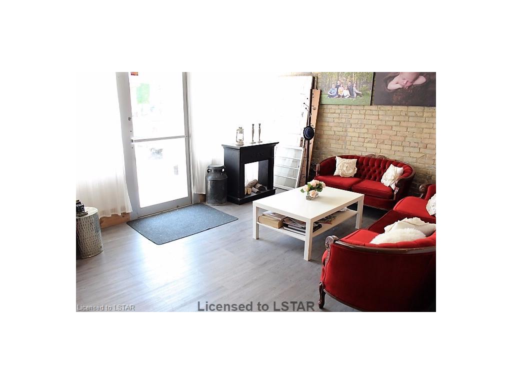 471 TALBOT Street, St. Thomas, Ontario, Canada photo 5
