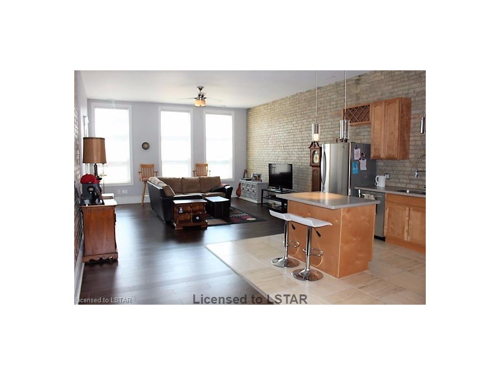 471 TALBOT Street, St. Thomas, Ontario, Canada photo 9
