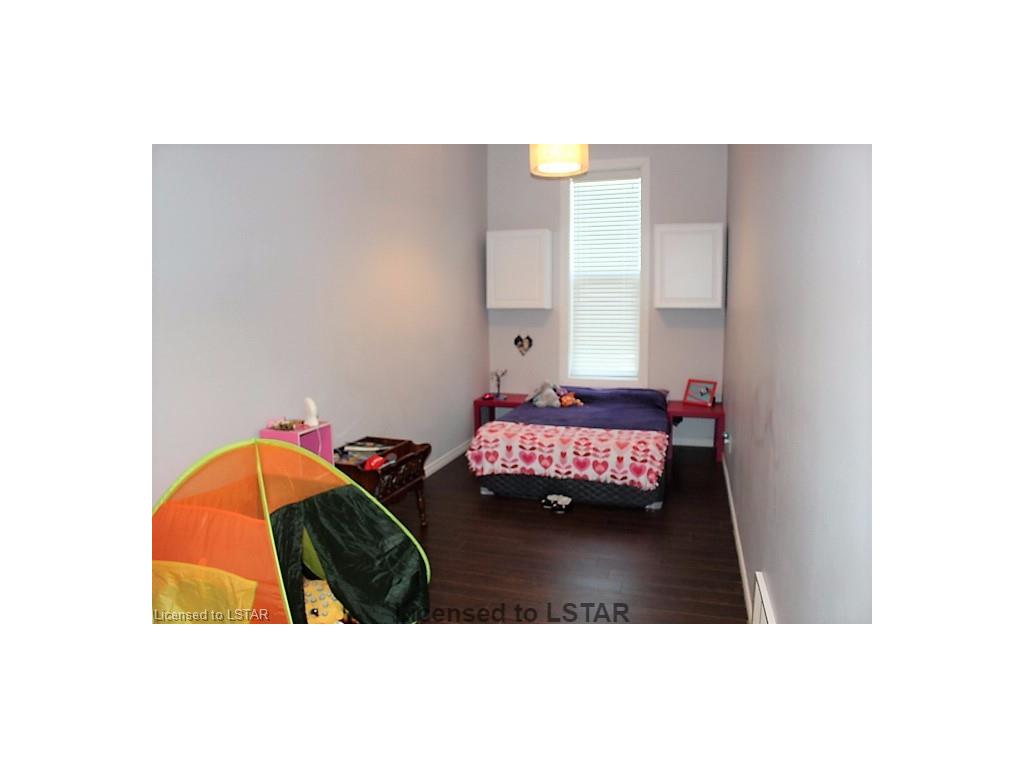471 TALBOT Street, St. Thomas, Ontario, Canada photo 14