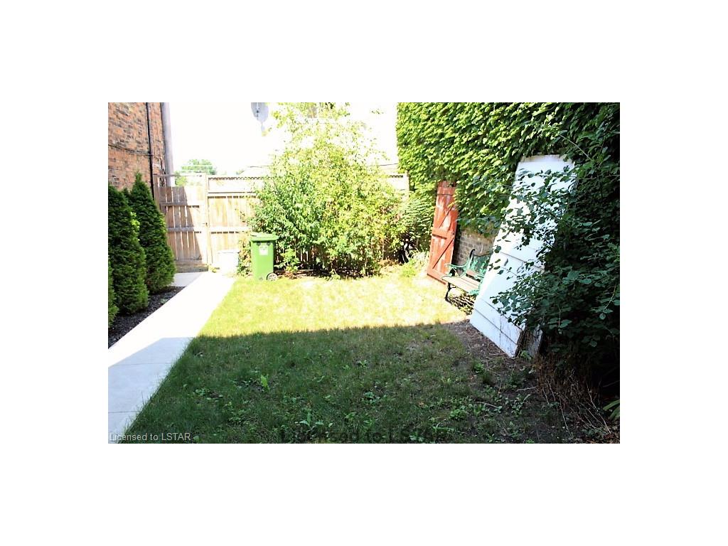 471 TALBOT Street, St. Thomas, Ontario, Canada photo 23