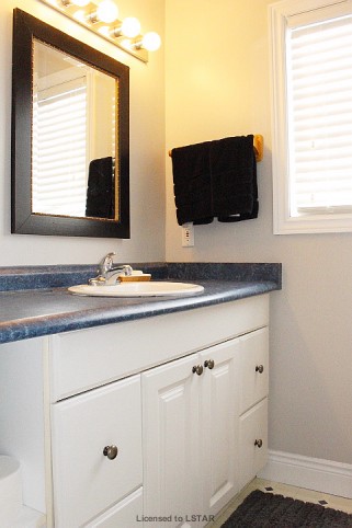 306 Colborne St, Port Stanley Ontario