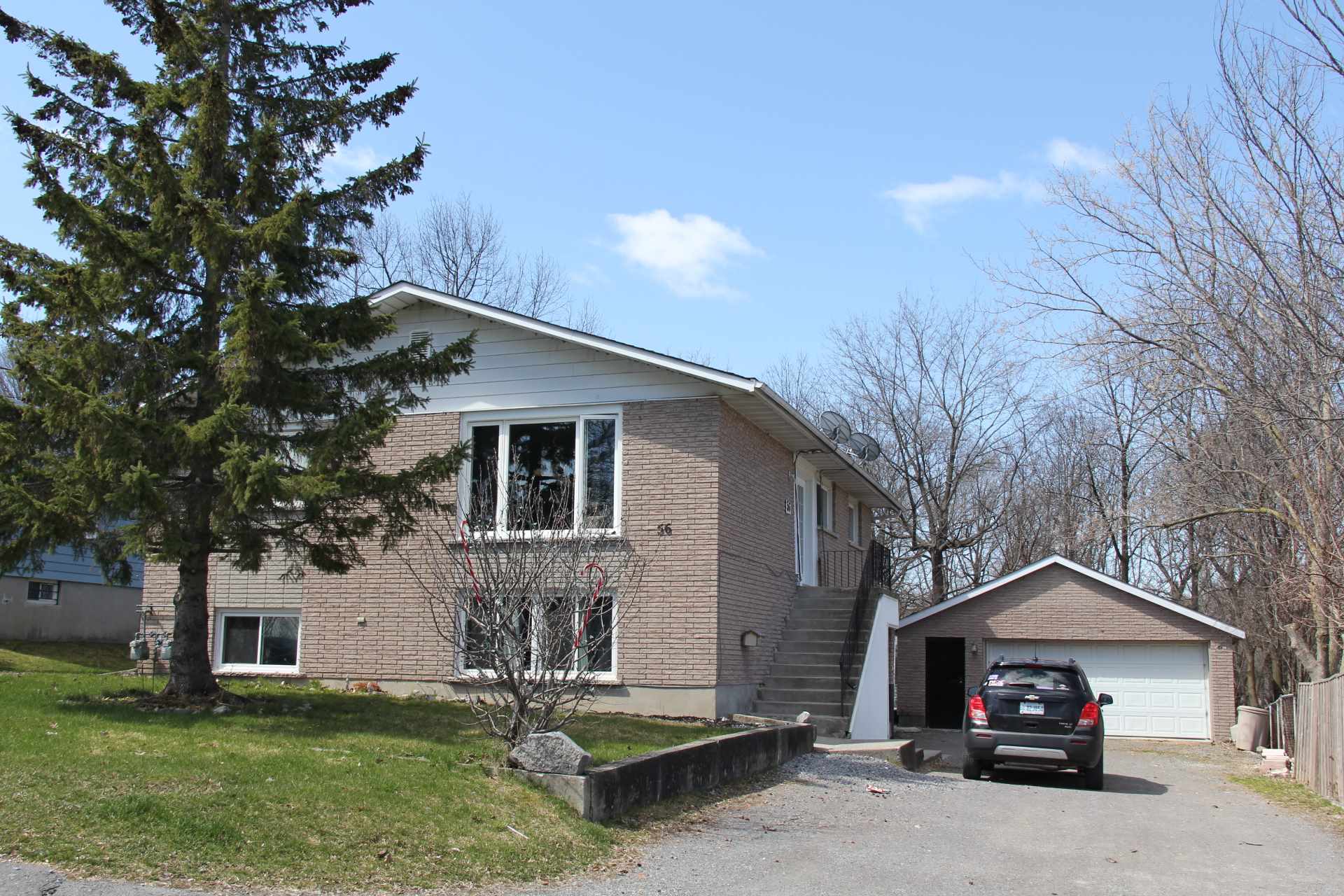56 Shaw Street, Kingston Ontario, Canada