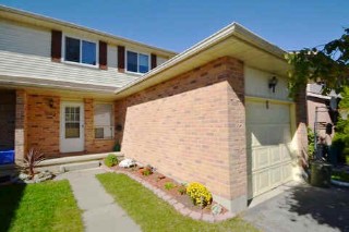 1062 HICKORYWOOD CRES, Kingston Ontario, Canada