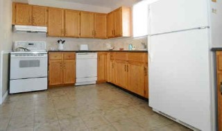 1062 HICKORYWOOD CRES, Kingston Ontario, Canada