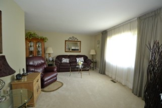 730 LAIDLAW CRES, Kingston Ontario, Canada