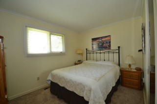 730 LAIDLAW CRES, Kingston Ontario, Canada