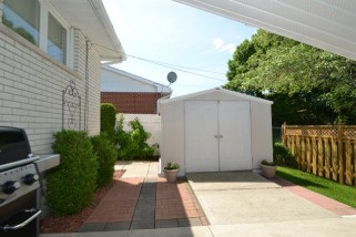730 LAIDLAW CRES, Kingston Ontario, Canada