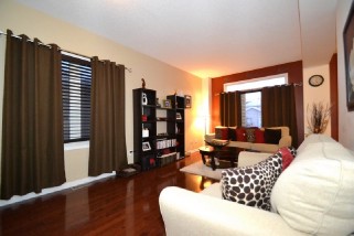 443 MAUREEN ST, Kingston Ontario, Canada