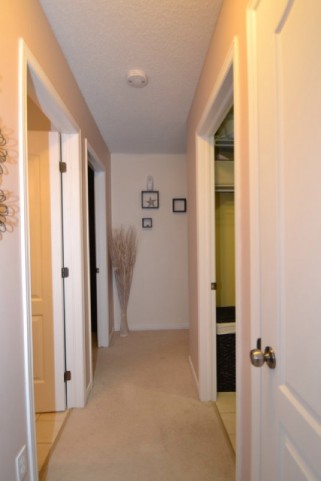 443 MAUREEN ST, Kingston Ontario, Canada