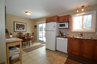 1058 REDWOOD CRES, Kingston Ontario, Canada