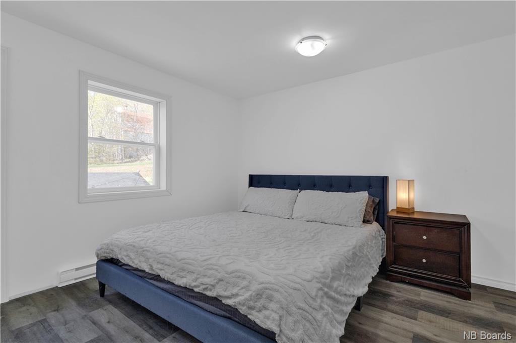 6656 Route 102, Oak Point, New Brunswick, Canada