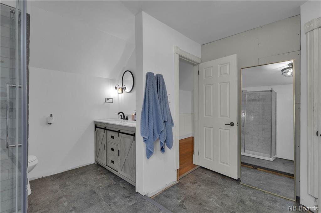 6656 Route 102, Oak Point, New Brunswick, Canada