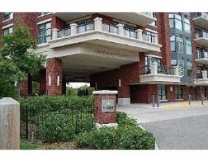 9 Burnhamthorpe Cres, Toronto Ontario, Canada