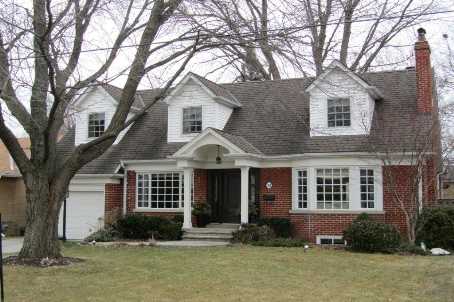 33 Hilldowntree Rd, Toronto, Ontario, Canada photo 1