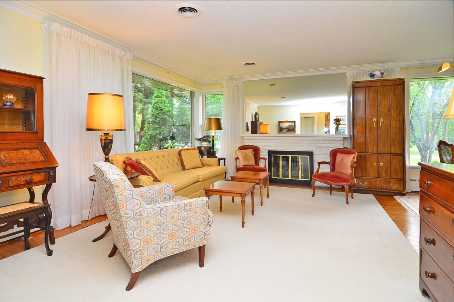 10 Hilldowntree Rd, Toronto, Ontario, Canada photo 4