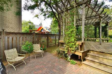 10 Hilldowntree Rd, Toronto, Ontario, Canada photo 8