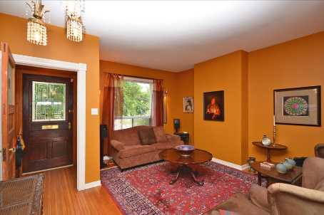 172 Emerson Ave, Toronto, Ontario, Canada
