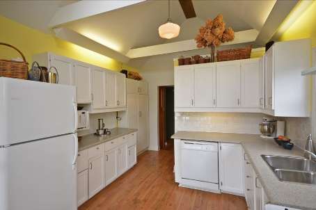 172 Emerson Ave, Toronto, Ontario, Canada
