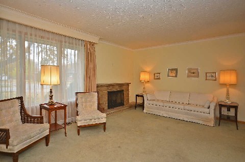 12 Kingscross Sq, Toronto, Ontario, Canada photo 3