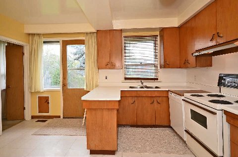 12 Kingscross Sq, Toronto, Ontario, Canada photo 5