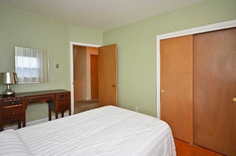 12 Kingscross Sq, Toronto, Ontario, Canada photo 9