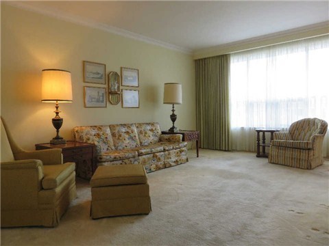 59 Merrygale Cres, Toronto, Ontario, Canada photo 2