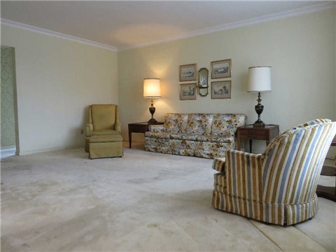 59 Merrygale Cres, Toronto, Ontario, Canada photo 3