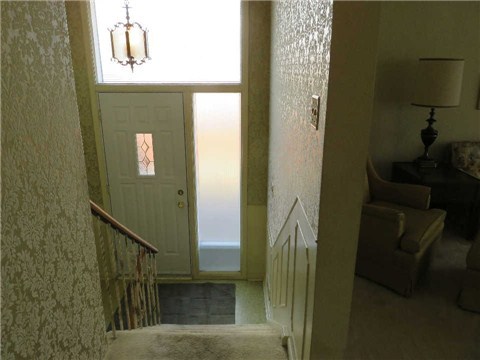 59 Merrygale Cres, Toronto, Ontario, Canada photo 9