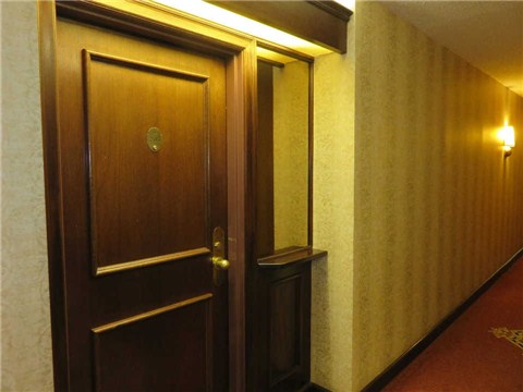 1320 Islington Ave, Toronto, Ontario, Canada photo 3