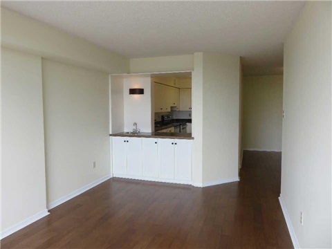 1320 Islington Ave, Toronto, Ontario, Canada photo 4