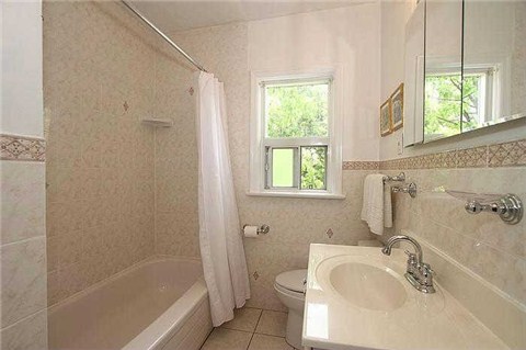 1082 Kipling Ave, Toronto, Ontario, Canada