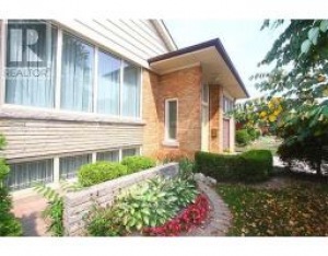 44 Badger Dr, Toronto, Ontario, Canada