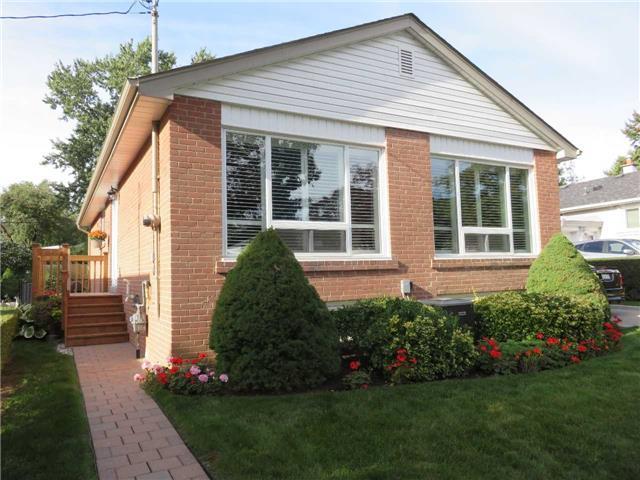 24 Millburn Dr, Toronto, Ontario, Canada
