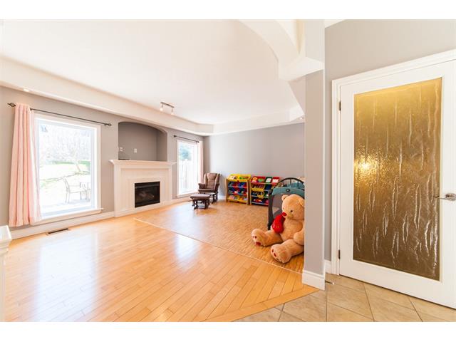 681 Salzburg Drive, Waterloo, Ontario, Canada