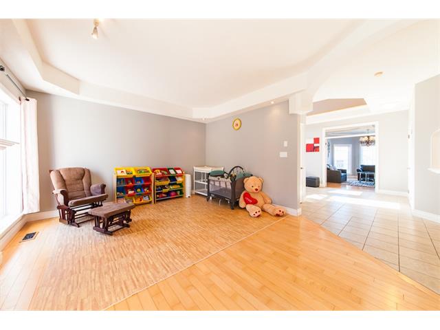 681 Salzburg Drive, Waterloo, Ontario, Canada