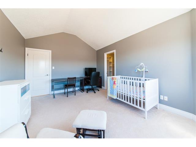 681 Salzburg Drive, Waterloo, Ontario, Canada