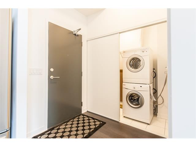 1604 85 Duke Street W, Kitchener Ontario, Canada