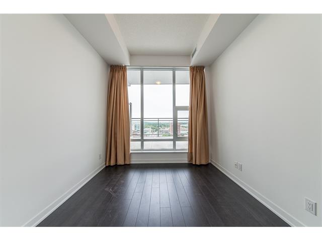 1604 85 Duke Street W, Kitchener Ontario, Canada